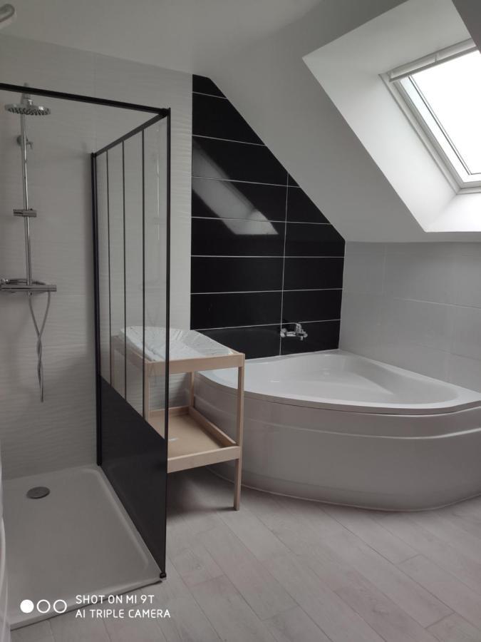 La Grande Baie Spa Privatif A 15 Min Du Mt St Michel プレーヌ・フジェール エクステリア 写真
